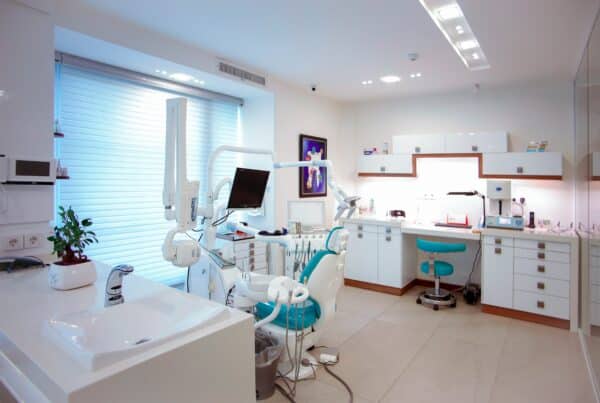 benyamin bohlouli e7MJLM5VGjY unsplash - Best Cosmetic and General Dentistry In Bakersfield