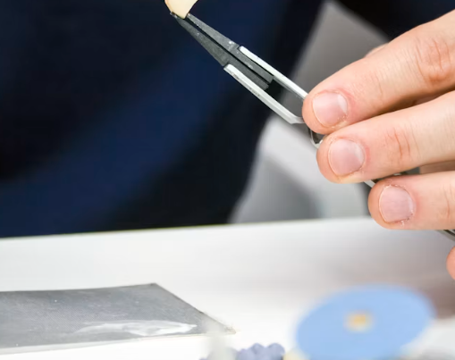 The Real Difference Between a Dental Crown and a Veneer and How to Know Which One You Need 1 dental crown